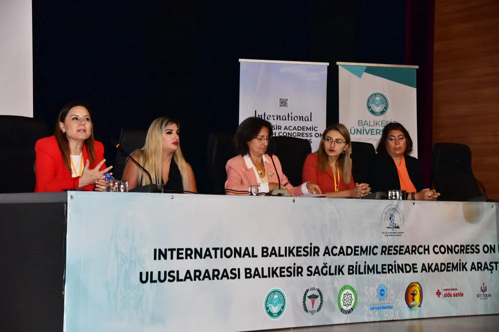BAÜN’de, Sağlık Bilimlerinde Akademik Araştırmalar Kongresine Yoğun İlgi