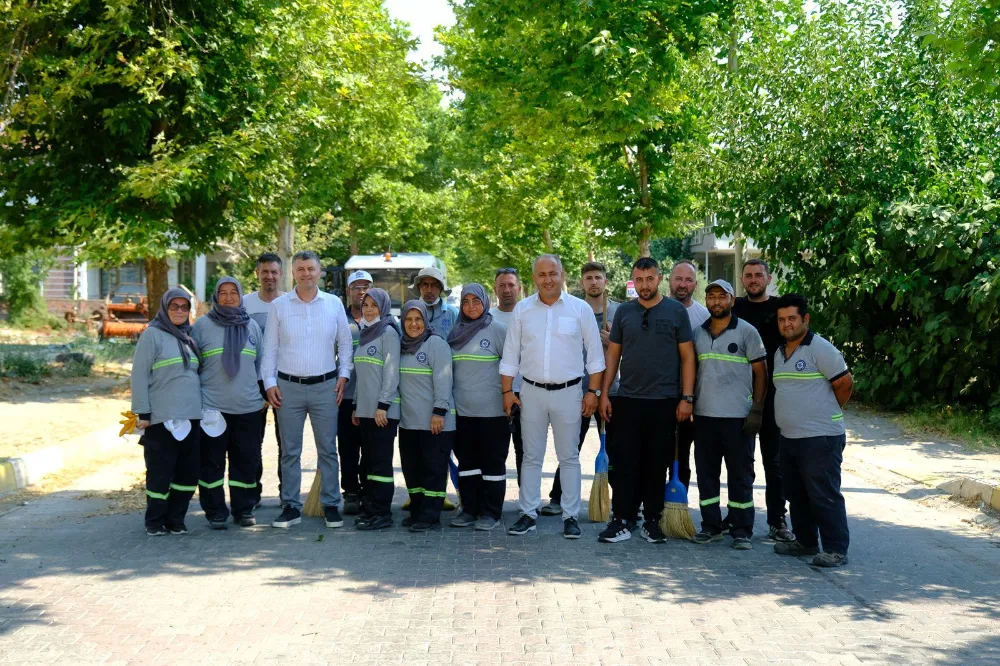 ALTIEYLÜL KIRSALDA TEMİZLİK HAREKÂTINI SÜRDÜRÜYOR
