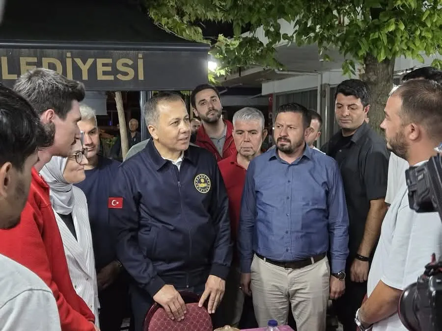 Aydemir: Sındırgı’da Yaralar Birlikte Sarılacak