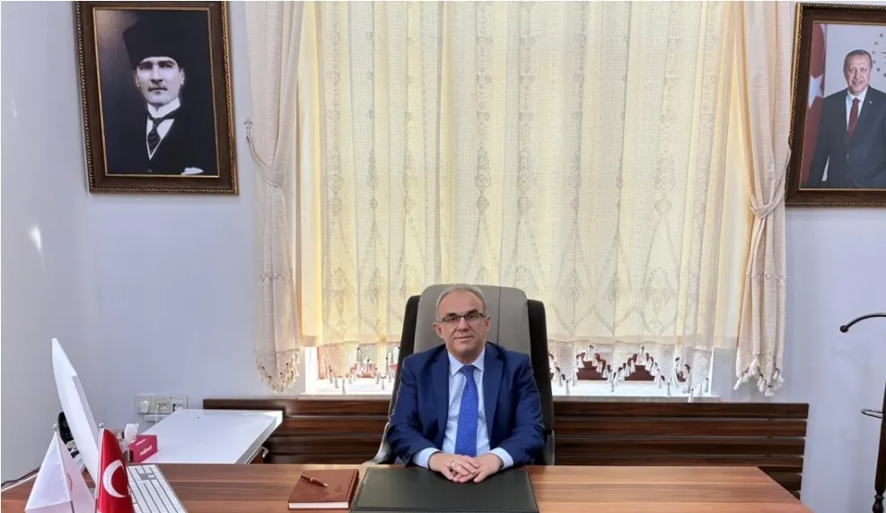 EDREMİT İLÇE MİLLİ EĞİTİM MÜDÜRÜ ESMEN’DEN 30 AĞUSTOS ZAFER BAYRAMI MESAJI