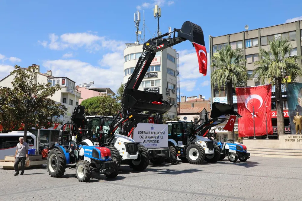 Edremit Belediyesi’ne 5 yeni iş makinası
