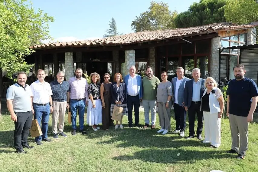 Ertaş,Kent Konseyi Üyeleri ile bir Arada 