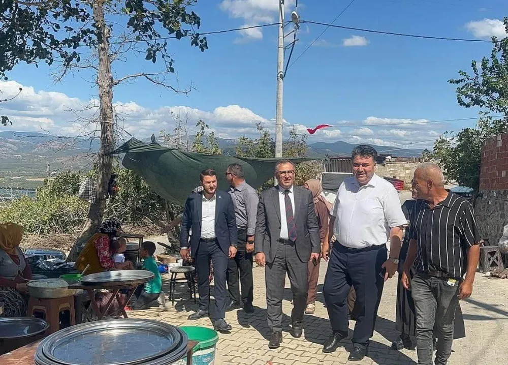 ERSOY, ZİYARETÇİLERİNİ AĞIRLADI