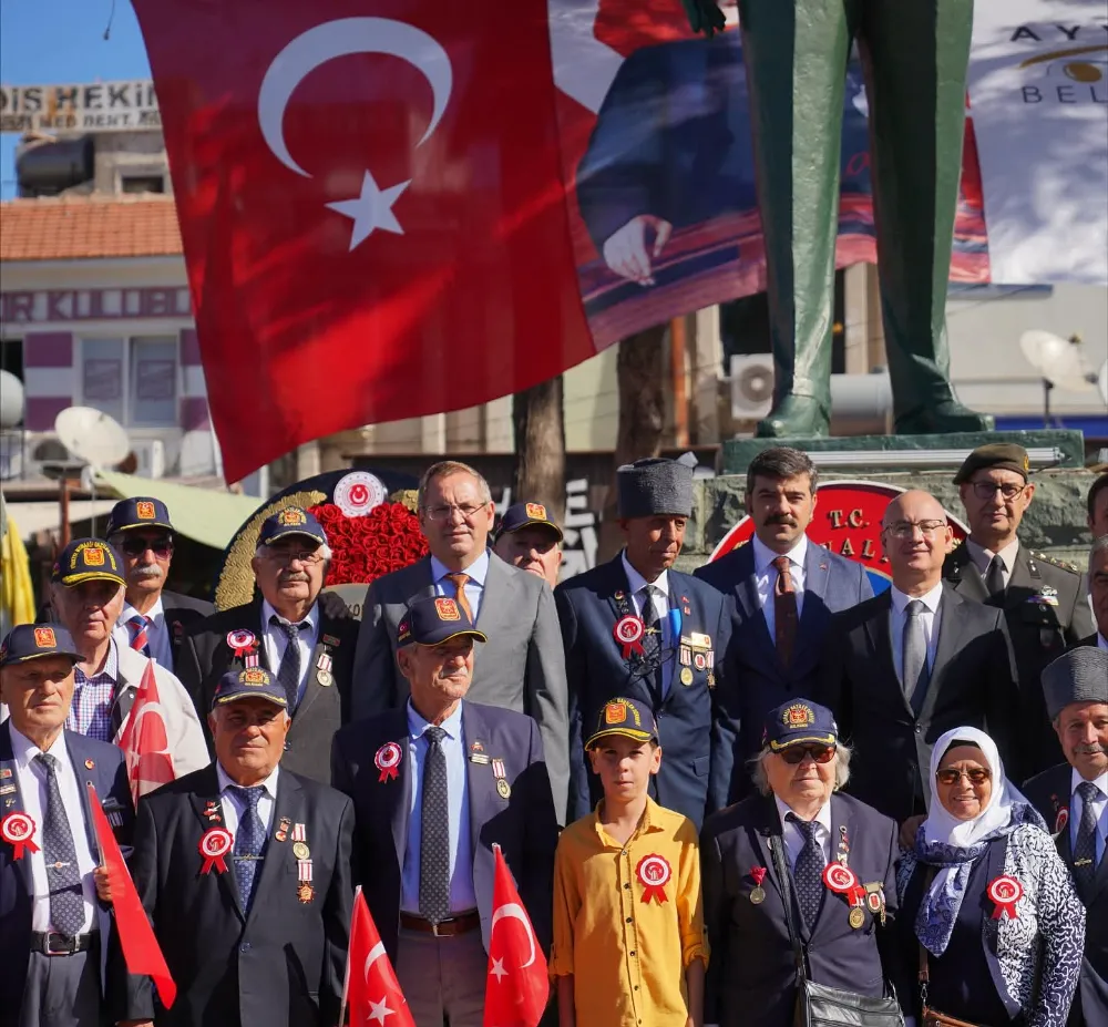 AYVALIK’TA GAZİLER GÜNÜ KUTLANDI