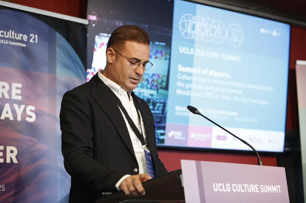 Akın’dan İspanya Başbakanı Sánchez