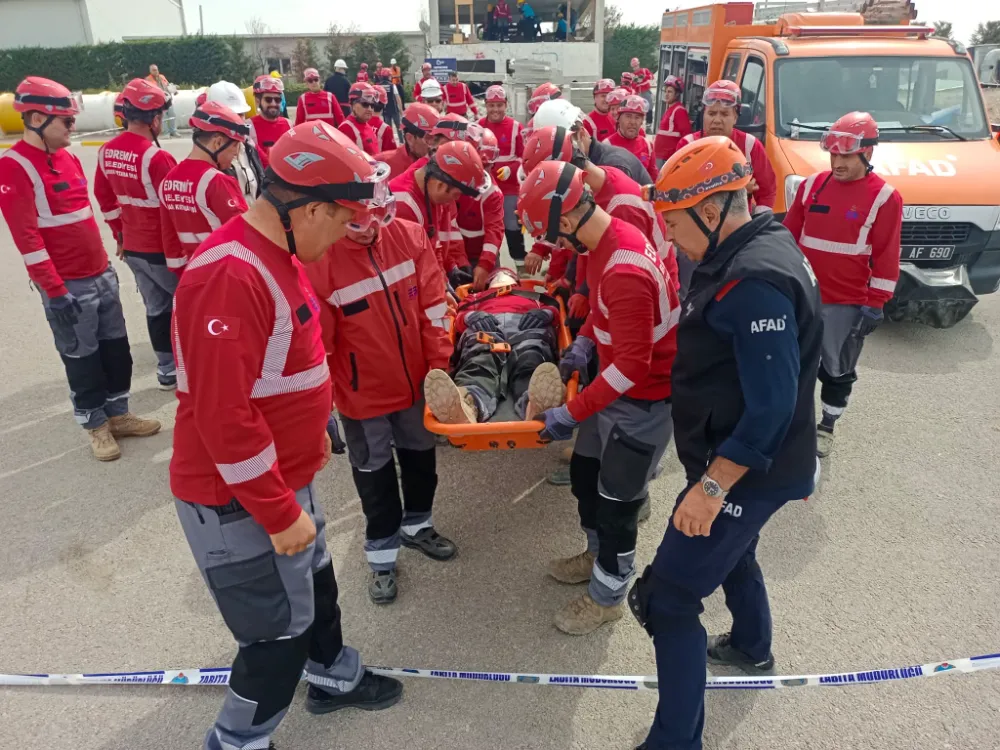 Edremit Belediyesi’n den 46 kişi Afet eğitimini tamamladı 
