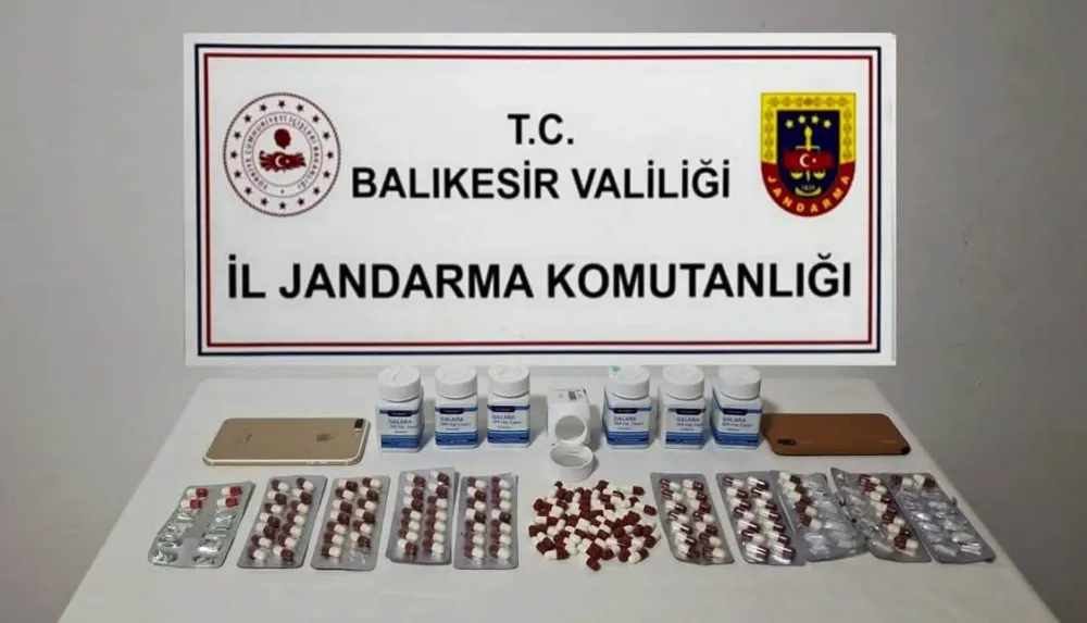 JANDARMA EKİPLERİMİZ, 8 İLÇE’DE NARKOTİK OPERASYONLARI GERÇEKLEŞTİRDİ